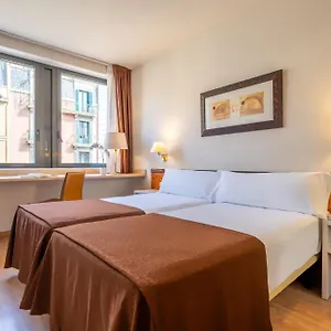 Glories 3*, Barcelona Spanien