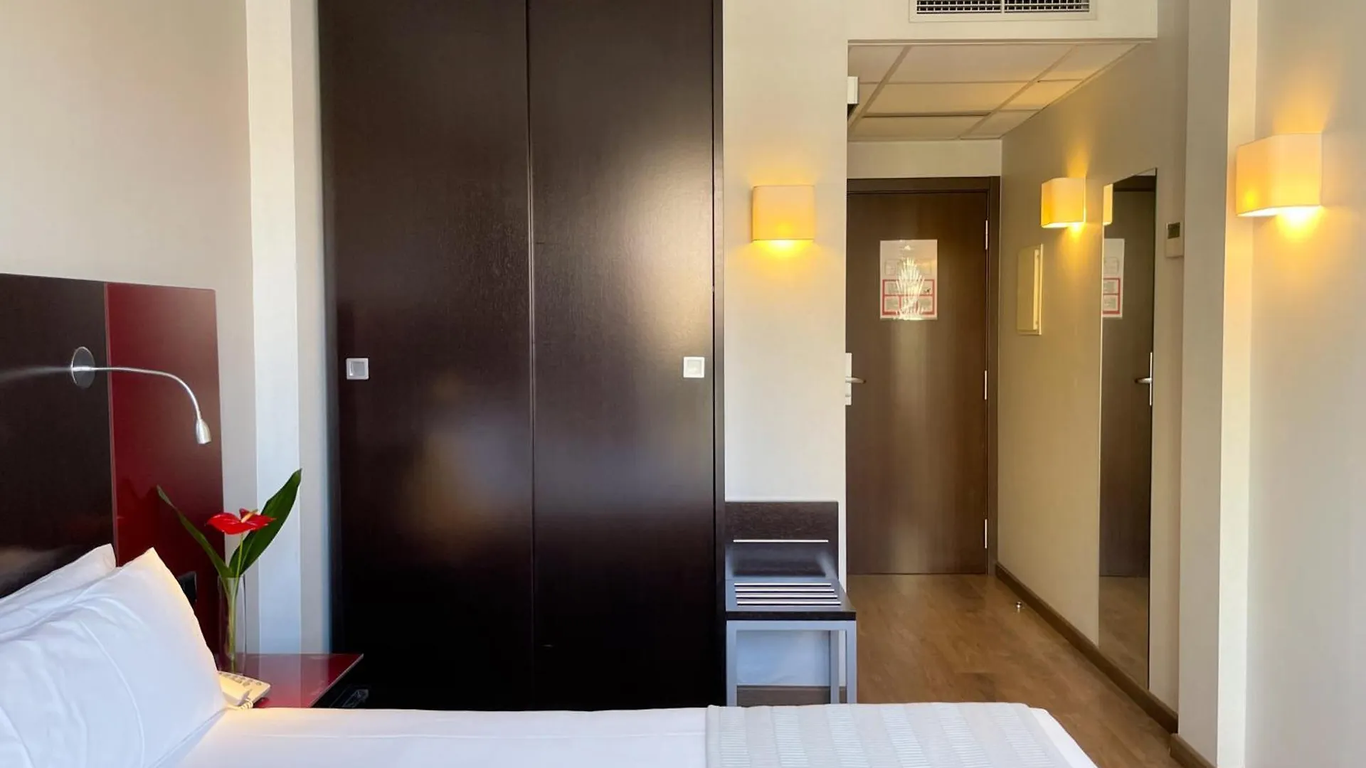 Sm Hotel Sant Antoni Barcelona Spain